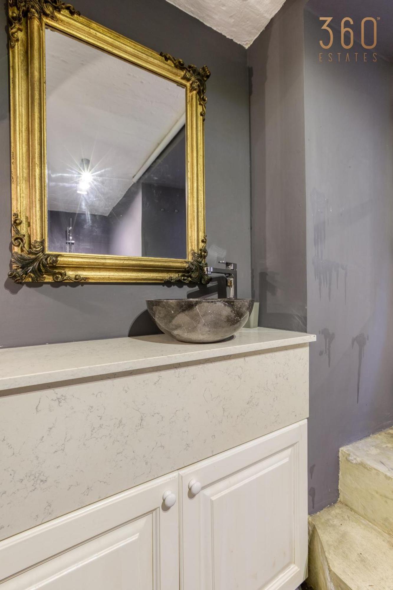A Sensational 1br In Centre By 360 Estates * Valletta
